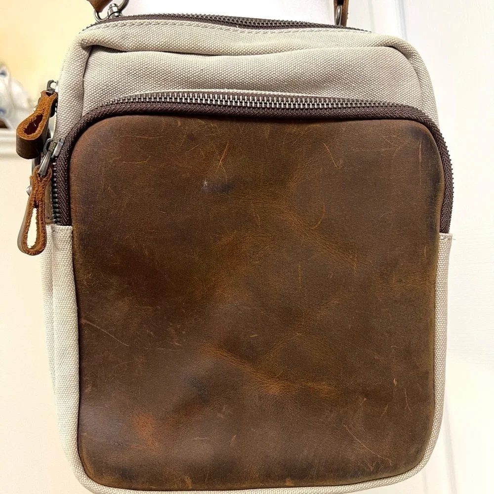 united leather this messenger